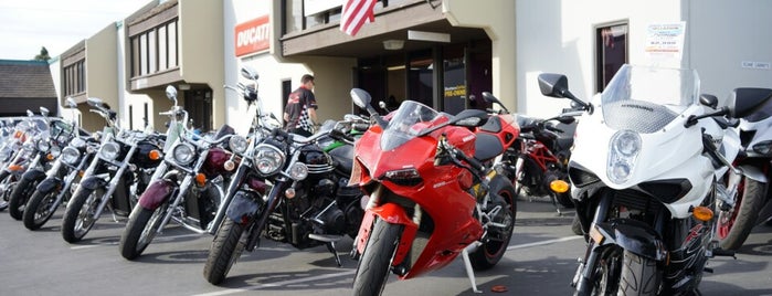 Southern California Motorcycles is one of Locais curtidos por Niku.