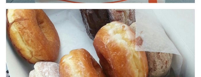 Donut Shack is one of Posti che sono piaciuti a Sierra.
