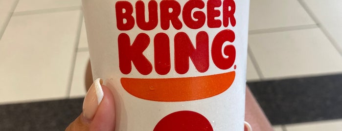 Burger King is one of Orte, die Levent gefallen.