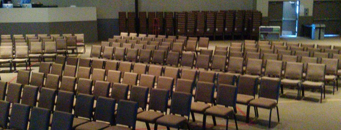 RockPointe Church Bearspaw is one of Crowfoot.