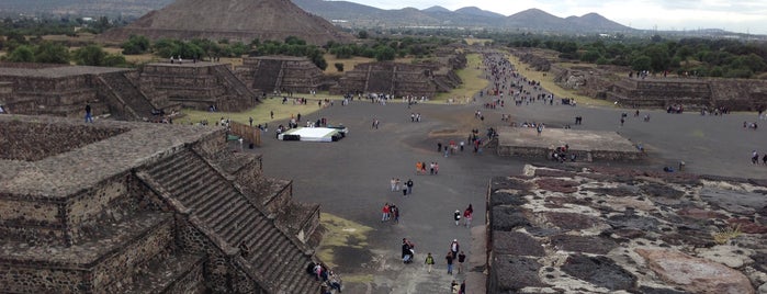 Zona Arqueológica de Teotihuacán is one of Foursquare 9.5+ venues WW.