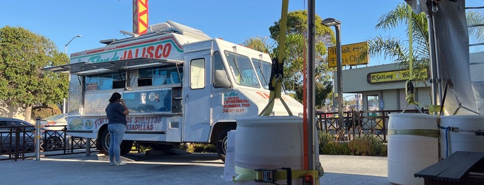 El Agave Azul is one of East Bay Bites.