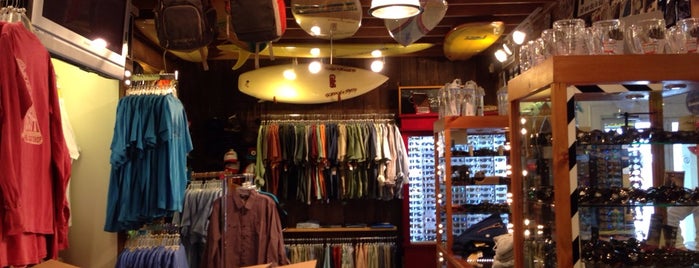 AB Surf Shop is one of Lieux qui ont plu à Jeffrey.