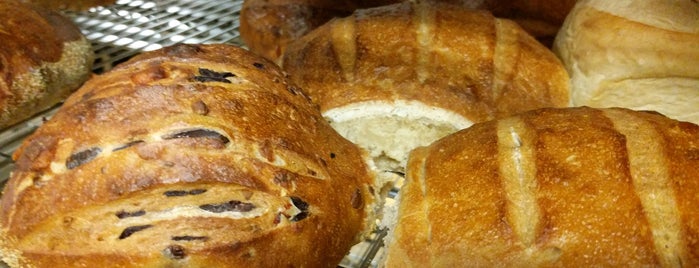 Great Harvest Bread is one of Lugares favoritos de Erin.