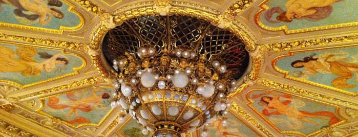 Opéra de Lviv is one of Lieux qui ont plu à Diamond Crab.