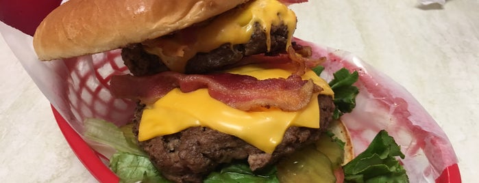 Bracken Store Cafe is one of TM 50 Best Burgers in Texas.