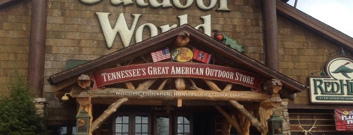 Bass Pro Shops is one of Jordanさんのお気に入りスポット.