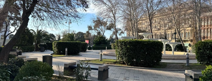 Ağ fəvvarə Parkı is one of Baku Parks.
