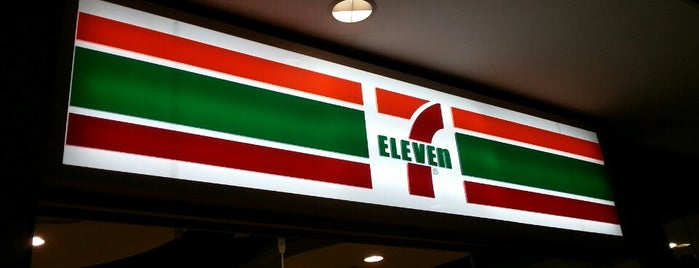 7-Eleven is one of Orte, die James gefallen.
