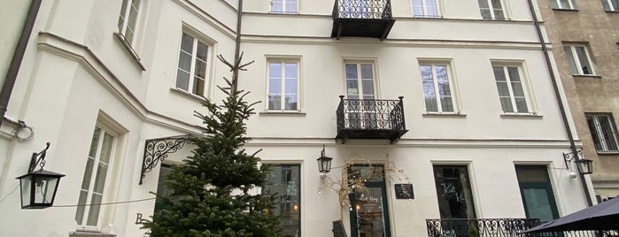 Residence Saint Andrews Palace Warsaw is one of Warszawa.