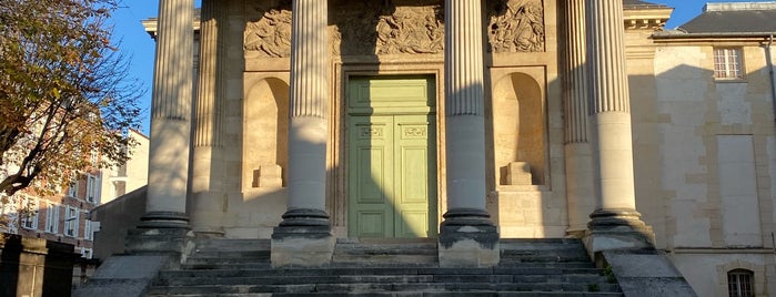 Musée d'art et d'histoire is one of Culture.