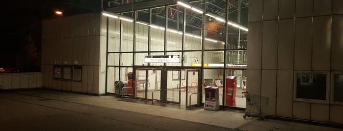U Kendlerstraße is one of Wien U-Bahnhöfe.