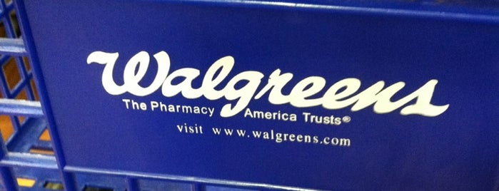 Walgreens is one of Lugares favoritos de David.