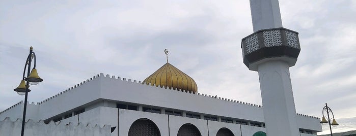 Masjid Daerah Seberang Perai Selatan (Jawi) is one of Masjid & Surau, MY #2.