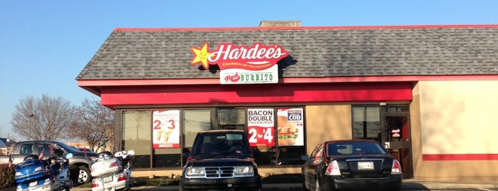 Hardee's / Red Burrito is one of Tempat yang Disukai Danny.