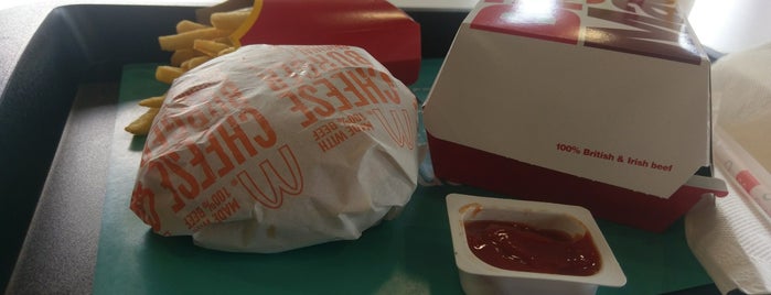 McDonald's is one of Patrick James'in Beğendiği Mekanlar.