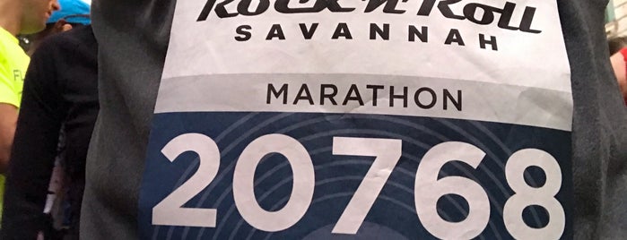 Rock n Roll Savannah Marathon Start is one of Thickness.