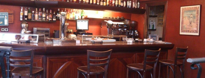 Cafe Tonazzi is one of cafés y copas.