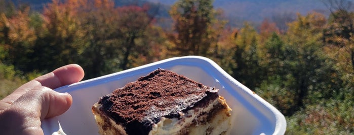 Kancamagus Highway is one of Outdoorsy Goodness.