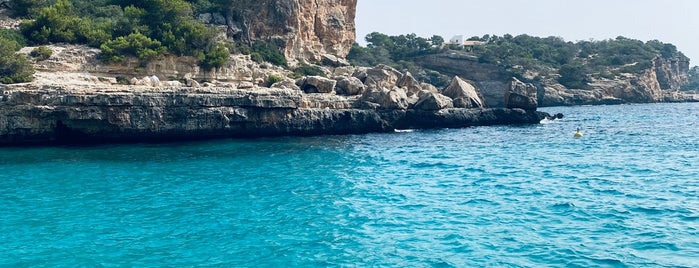 Cala Llombards is one of Lugares favoritos de Deniz.