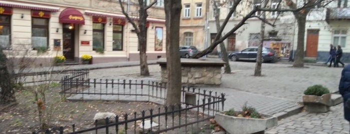 Площа Коліївщини is one of Alexey : понравившиеся места.
