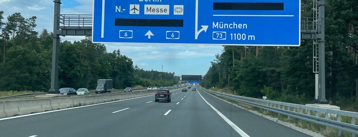 Kreuz Nürnberg-Süd (58) (46) is one of Autobahnkreuze in Deutschland.