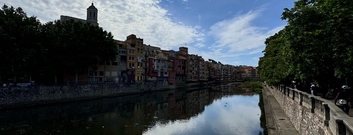 Girona is one of Catalan Places.