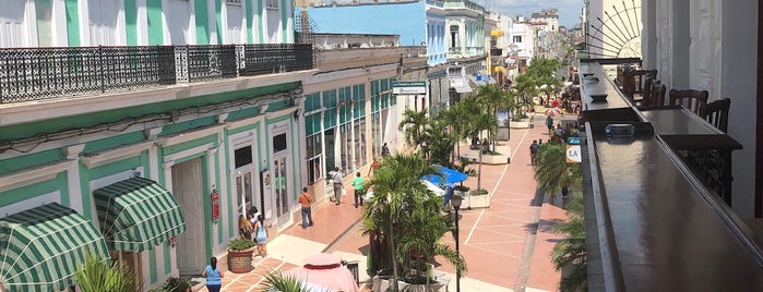 Malecón is one of Lieux qui ont plu à Mitra.