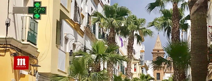 Barrio de la Viña is one of Cadiz.