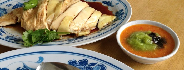 Chicken House (Kampong Chicken Rice) is one of Chengさんのお気に入りスポット.