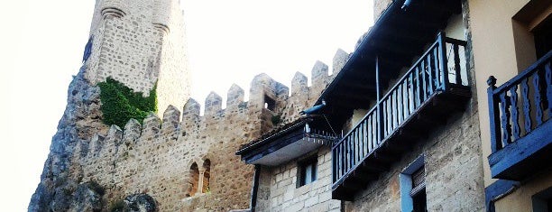 Castillo de Frías is one of Castilla y León.