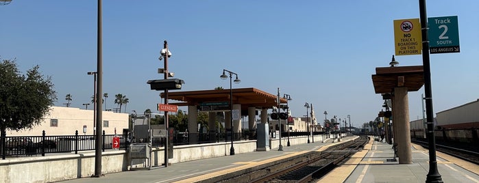 Metrolink Glendale Station is one of Metrolink Los Angeles.