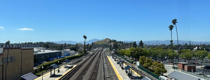 Metrolink Riverside-Downtown Station is one of Tempat yang Disukai Karl.