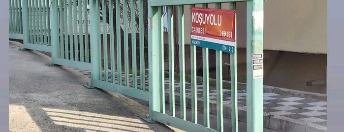 Koşuyolu Caddesi is one of สถานที่ที่ Sinem ถูกใจ.