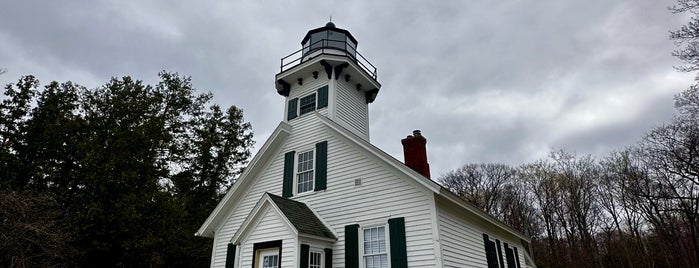 Old Mission Lighthouse is one of Pinkie Finger.