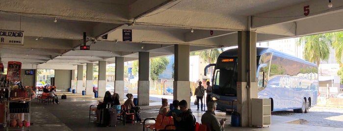 Terminal Rodoviário de Governador Valadares is one of Posti che sono piaciuti a Kleyton.