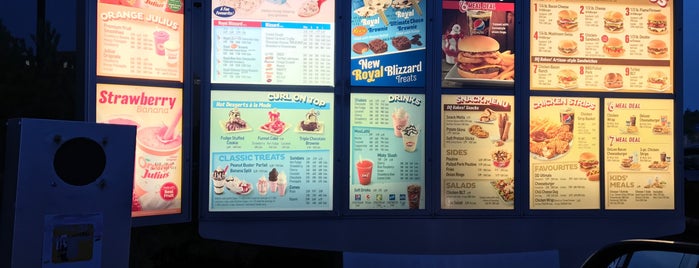 Dairy Queen is one of Lugares favoritos de Jenny.