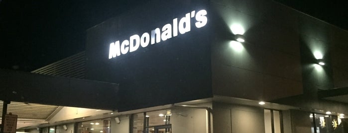 McDonald's is one of Orte, die Darren gefallen.