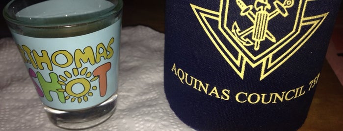 Aquina's Club is one of Mariaさんのお気に入りスポット.