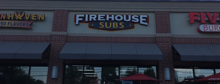 Firehouse Subs is one of Lugares favoritos de Frank.