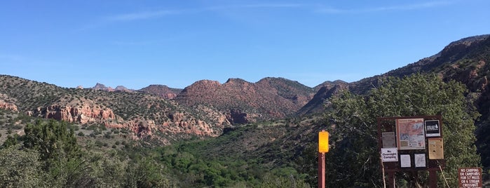 Sycamore Canyon - Parsons Trail is one of Orte, die Greg gefallen.