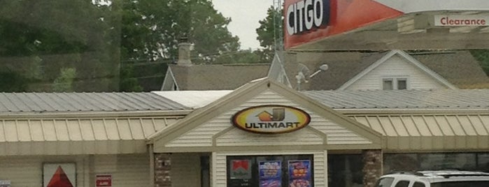 WAUPUN CITGO is one of Mariaさんのお気に入りスポット.