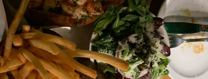 Steak & Lobster is one of Posti salvati di irenesco.