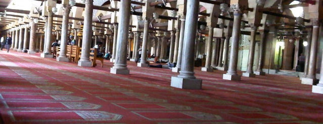 Al Azhar Mosque is one of Egipto.