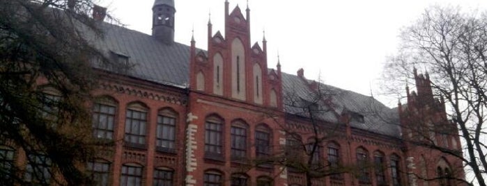 Latvijas Republikas Kultūras ministrija is one of Diena iesaka.