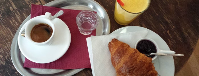 Le Caveau is one of breakfast prg.