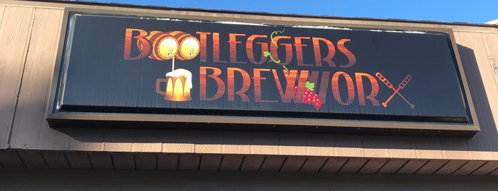 Bootleggers Brewing Co. is one of สถานที่ที่ John ถูกใจ.