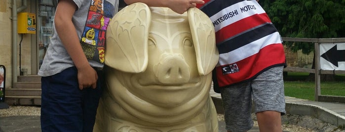 Henson Pig #32 - Pigsaw is one of The Gloucestershire Old Spots Trail.