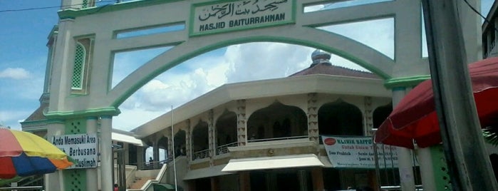 Masjid Baiturrahman is one of Jakarta 62.