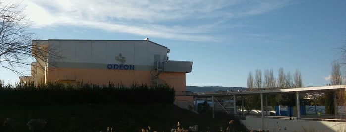 Odeon Paralimnio is one of Γιάννενα.